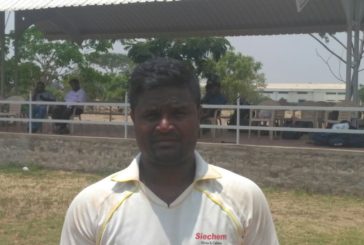 Praveen Kumar hit ton