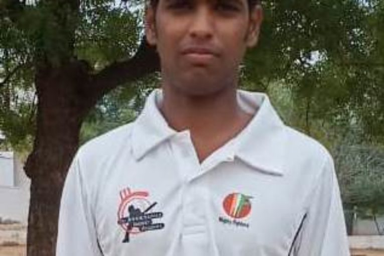 M. Tamilselvan, Sri Ammaiyappar CA - MF